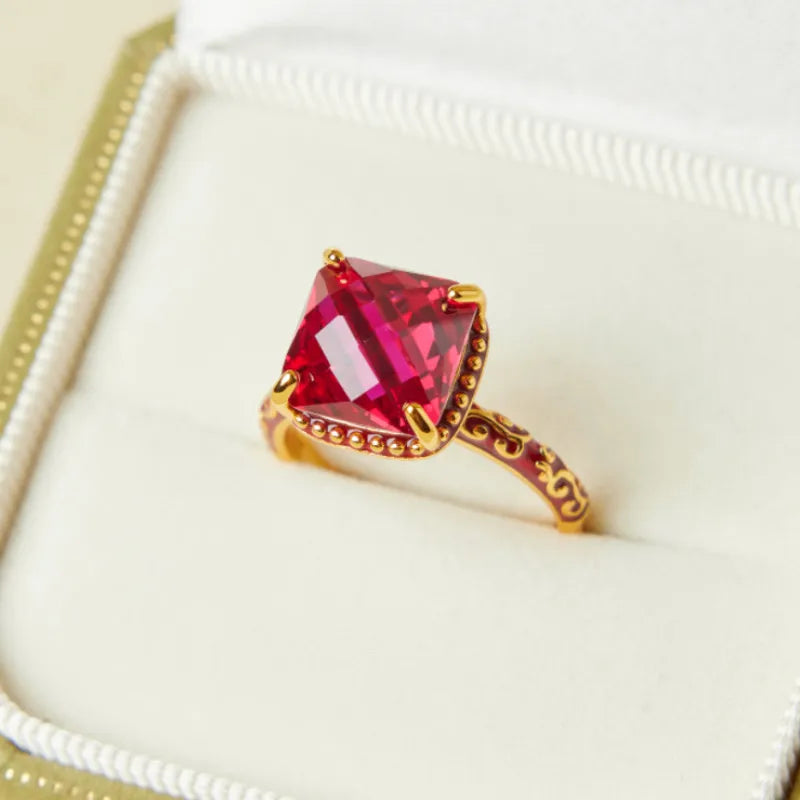 Carnelian Ring "Bold Beauty" Gold-Plated Silver