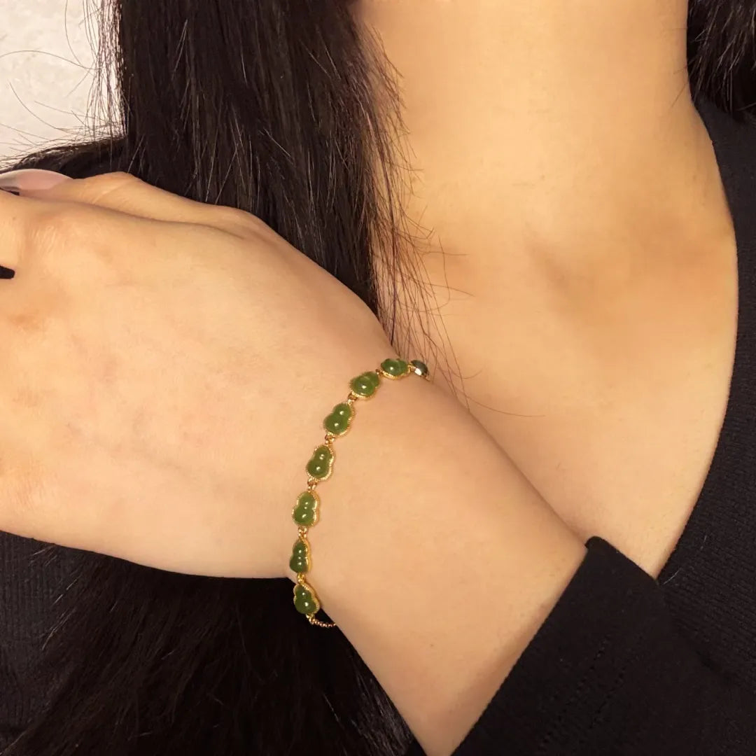 Jade Bracelet “Eternity Gourd” Gold-Plated Silver