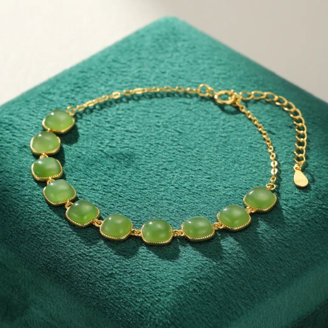 Jade Bracelet “Luminous Pearl” Gold-Plated Silver