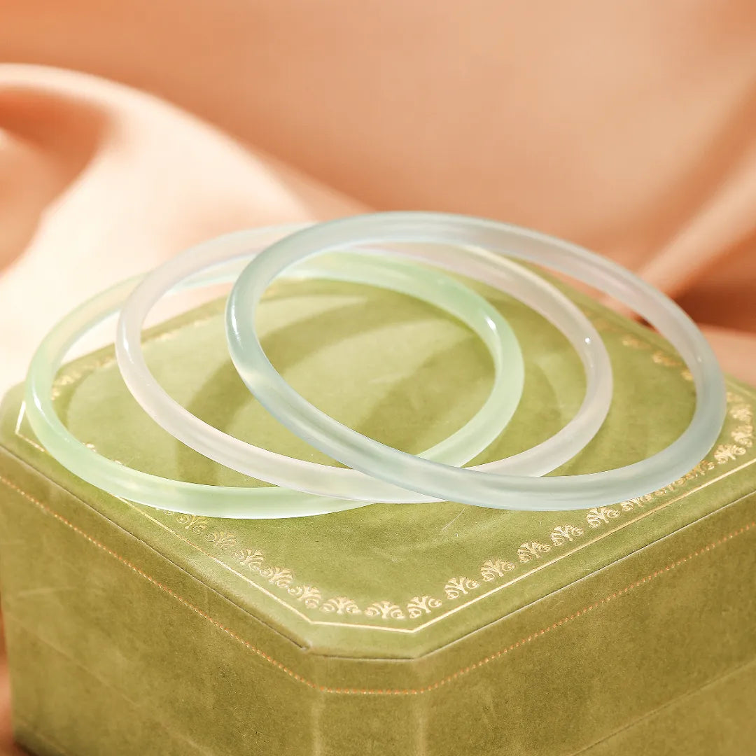 Bracelet Jonc Calcédoine "Fraîcheur Aquatique"