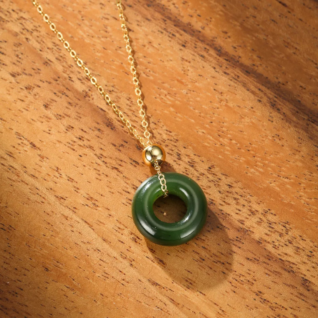 Jade Necklace "Serenity Green" Gold-Plated Silver