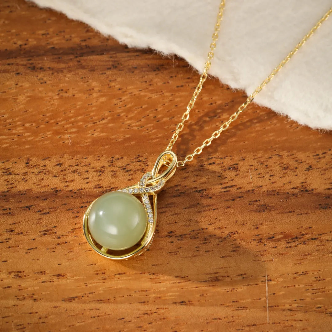 Jade Necklace "Eternal Beauty" Gold-Plated Silver