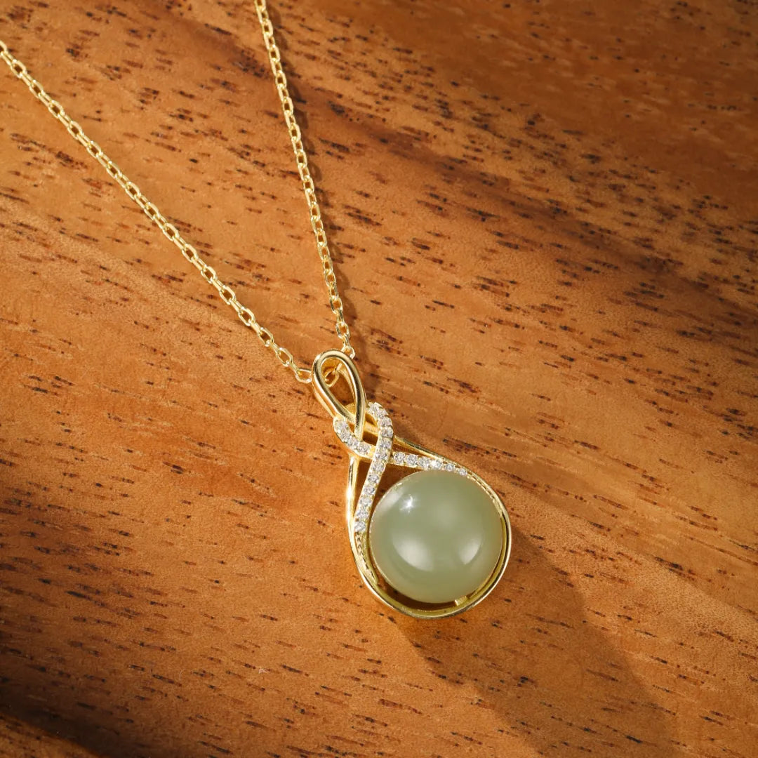 Jade Necklace "Eternal Beauty" Gold-Plated Silver