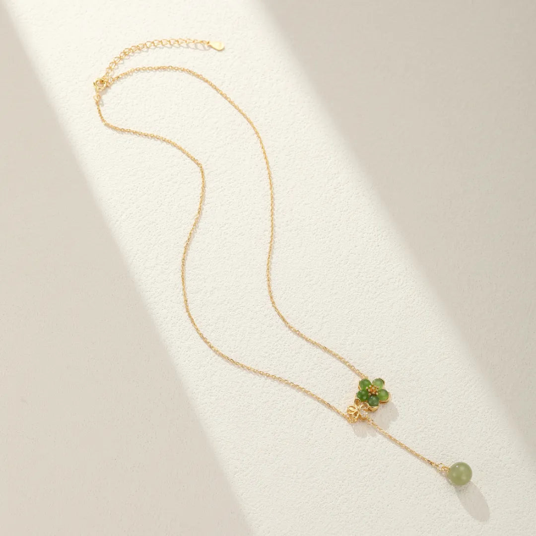 Jade Necklace "Elegant Bloom" Gold-Plated Silver