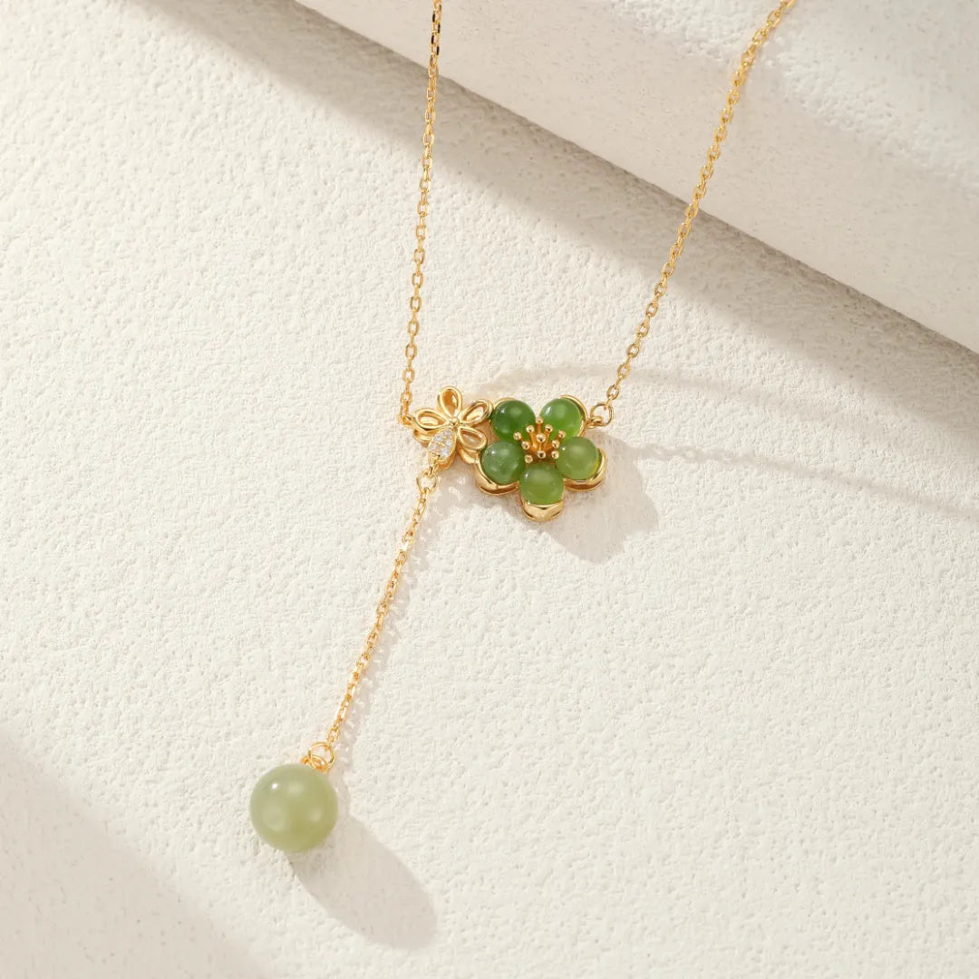Jade Necklace "Elegant Bloom" Gold-Plated Silver