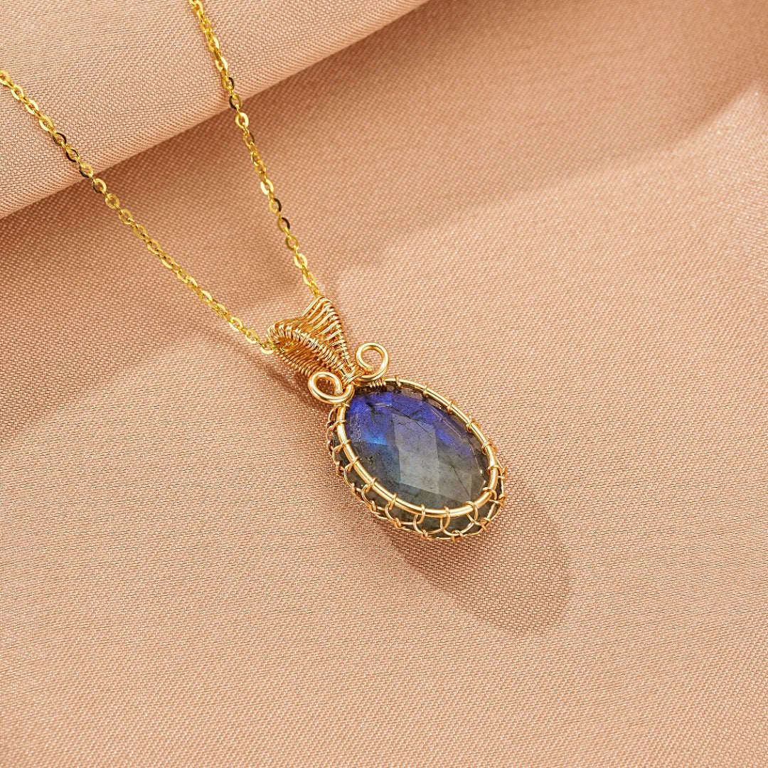 Collier Labradorite "Bouclier Lumineux"