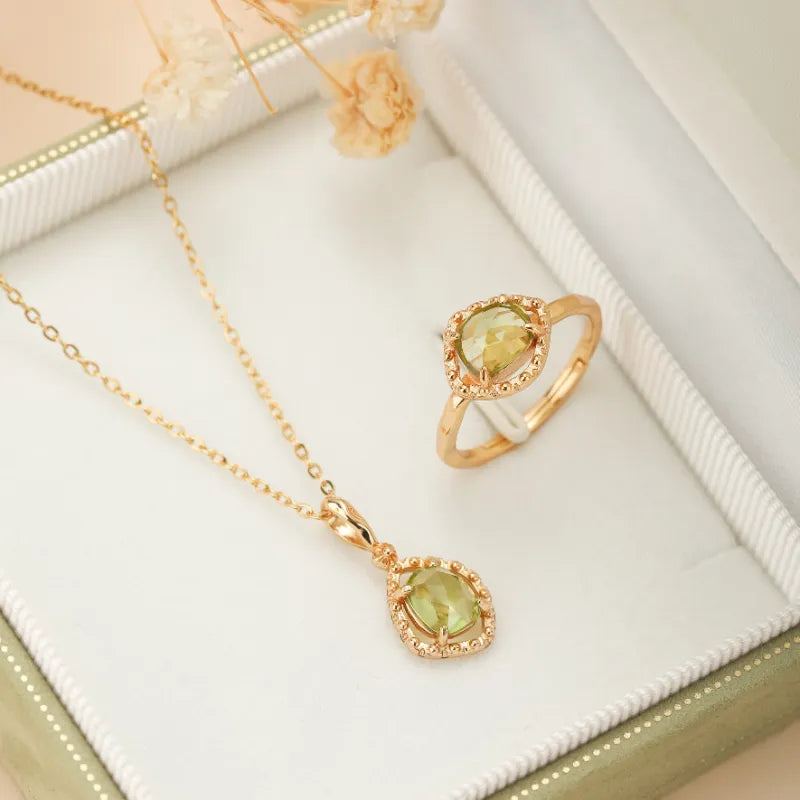 Peridot Necklace "Positive Sparkle" Gold-Plated Silver