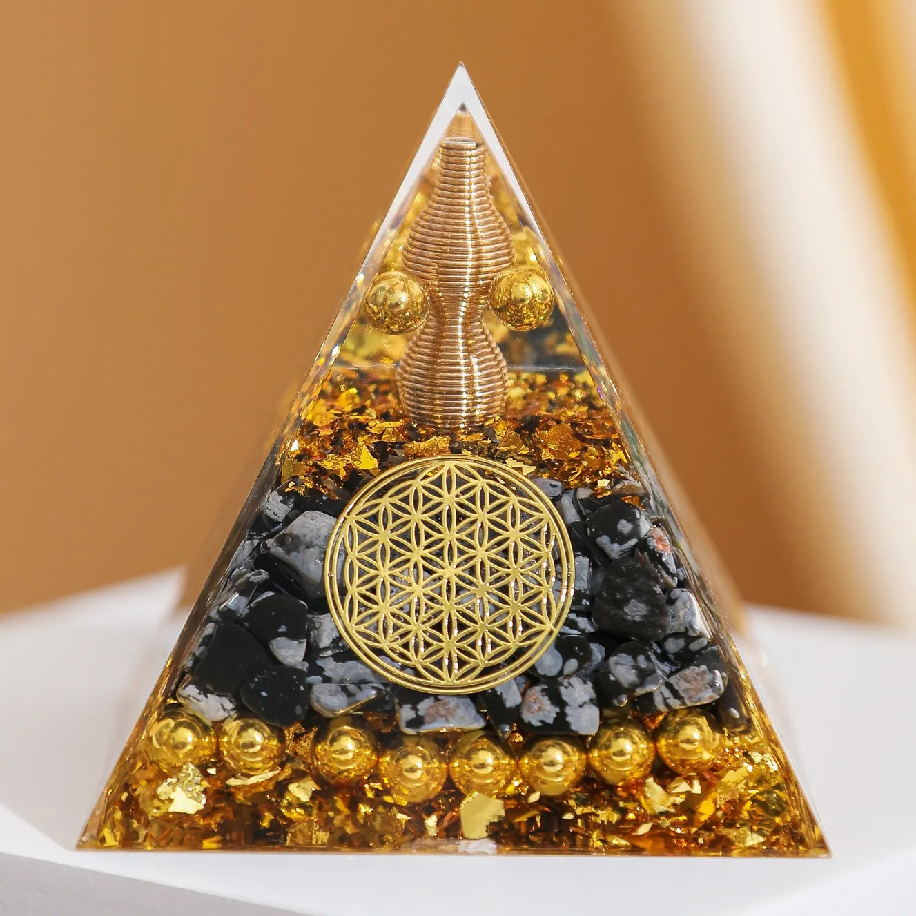 Force d'Or - Pyramide Orgonite en Obsidienne