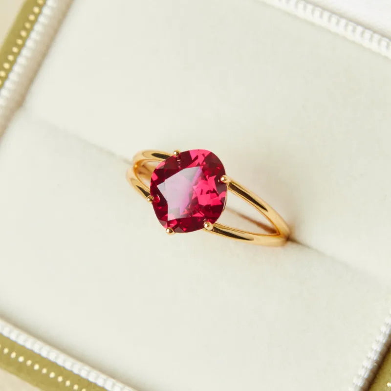 Carnelian Ring "Elegant Essence" Gold-Plated Silver