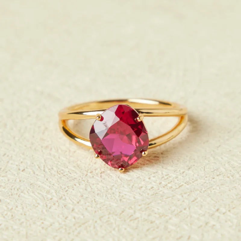 Carnelian Ring "Elegant Essence" Gold-Plated Silver