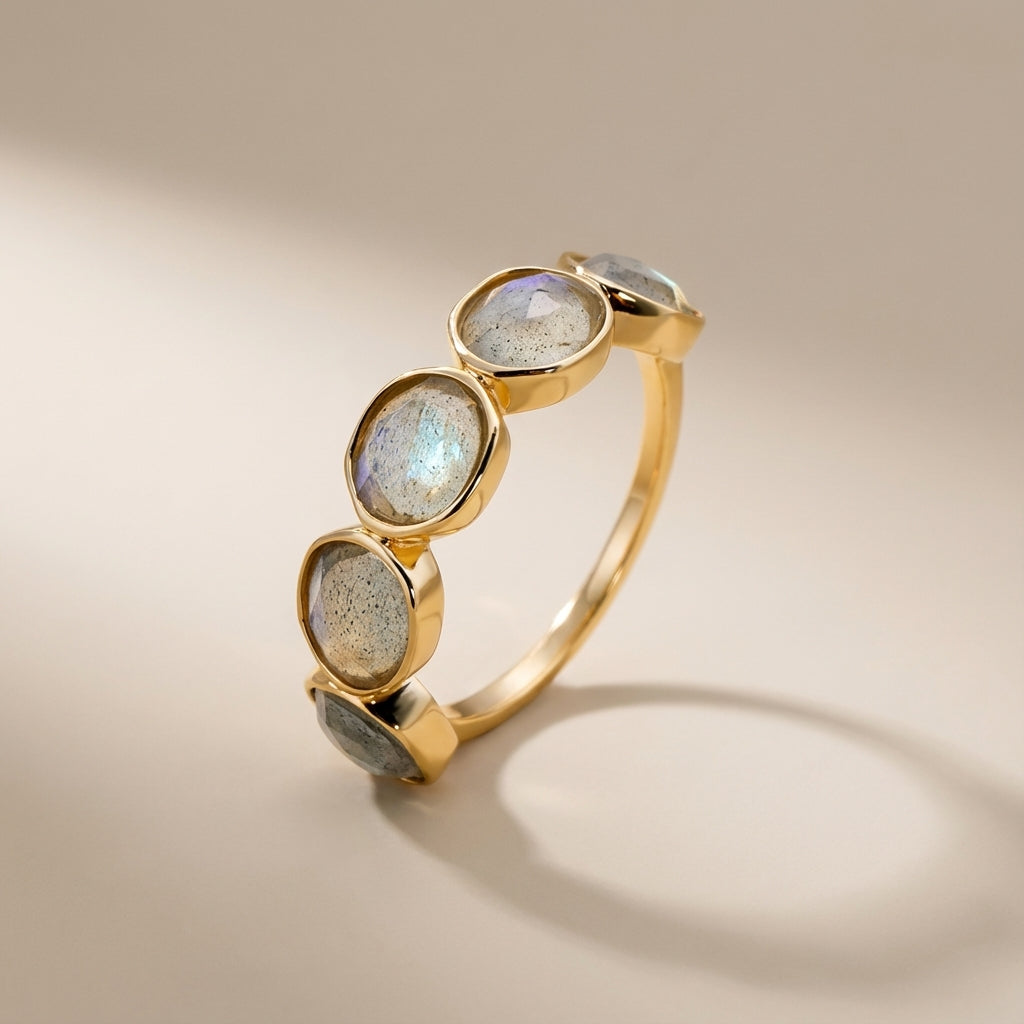 Bague Labradorite Trio – Apaisement Doré, Argent Plaqué Or