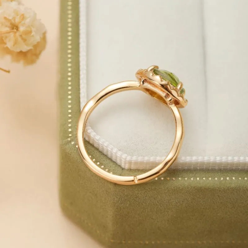 Peridot Ring "Positive Sparkle" Gold-Plated Silver