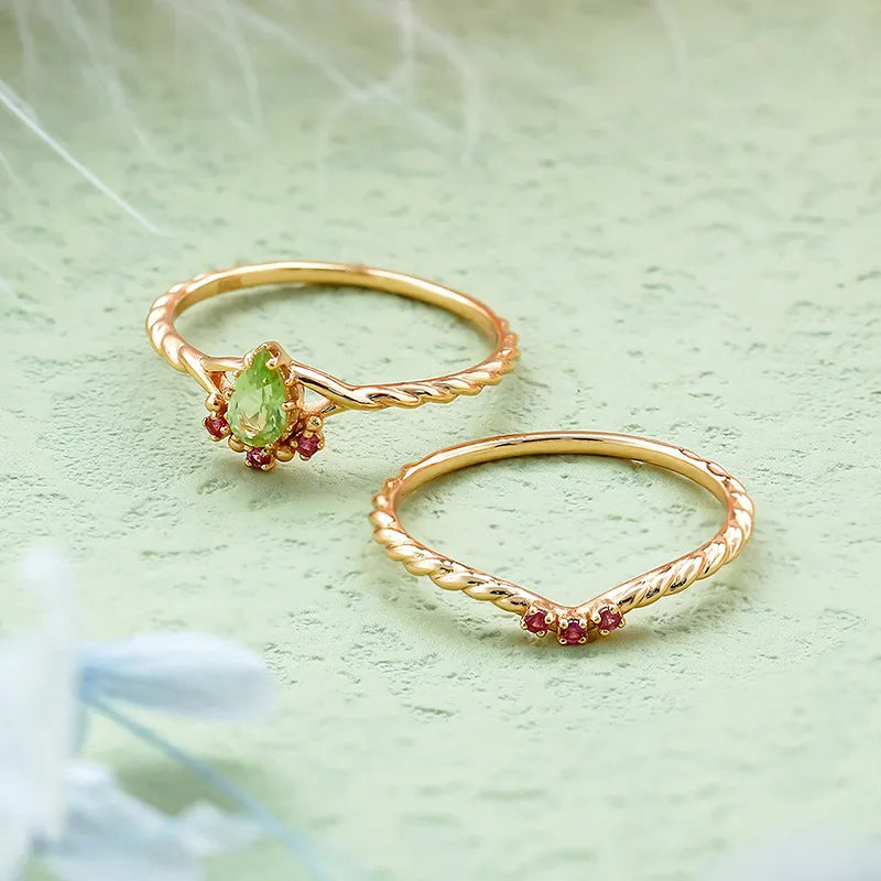 Peridot and Carnelian Ring "Optimism" Gold-Plated Silver