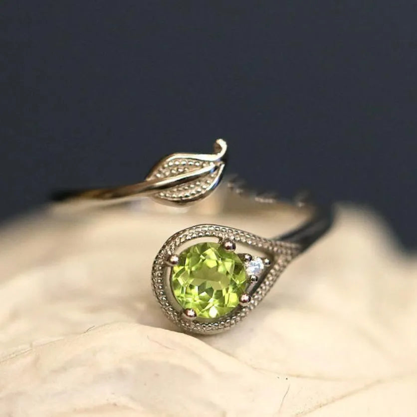 Peridot Ring "Soothing Nature" Silver
