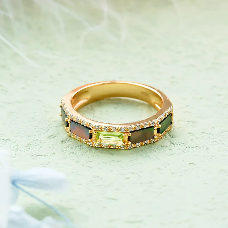 Peridot Ring "Luminous Reflections" Gold-Plated Silver