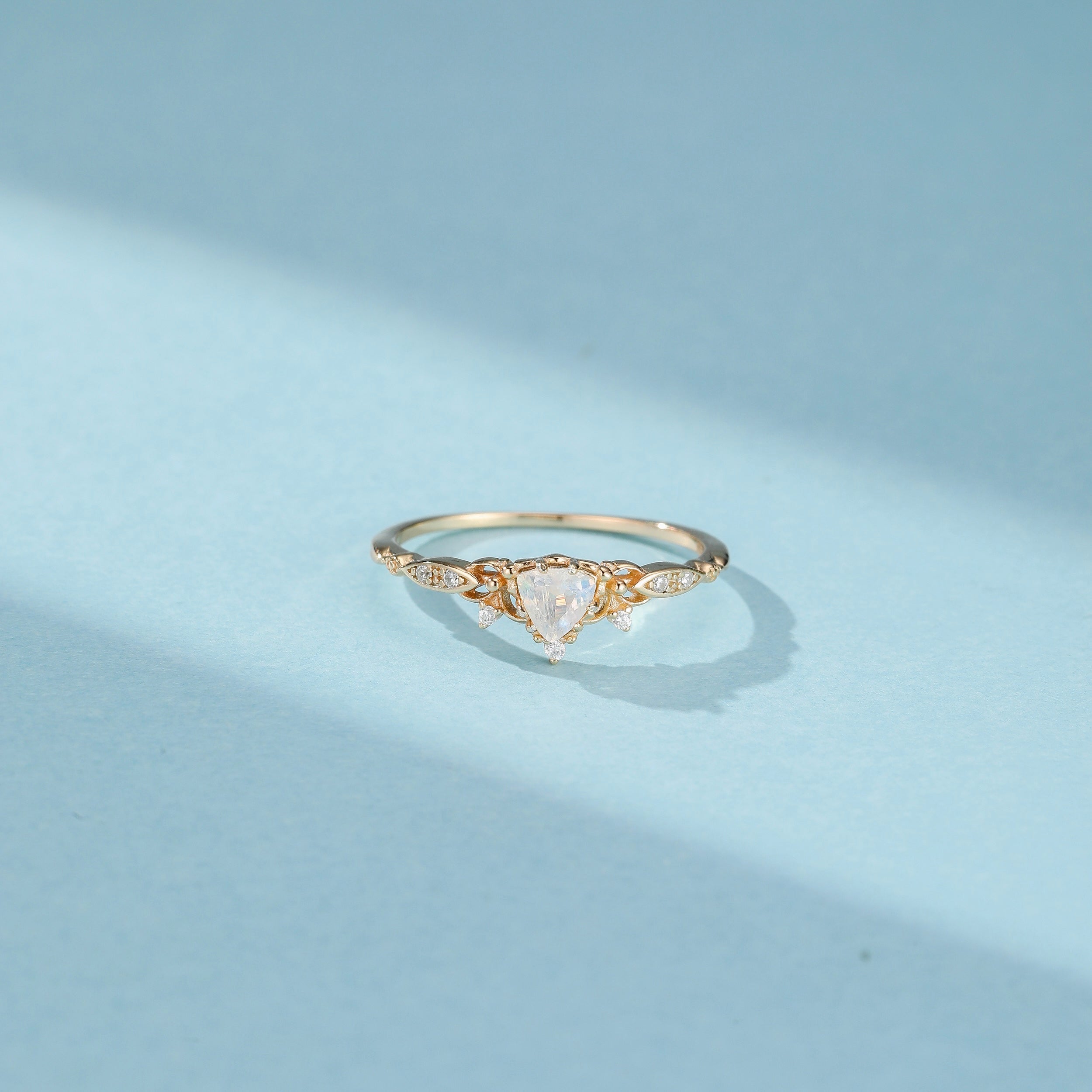 Bague Pierre de Lune "Reine Céleste" Argent Doré Or