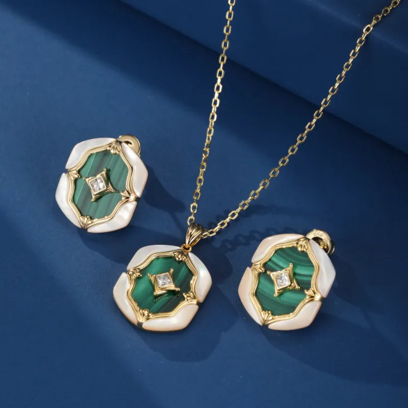 Malachite and Mother-of-Pearl Necklace "Pearly Nebula" Gold-Plated Silver