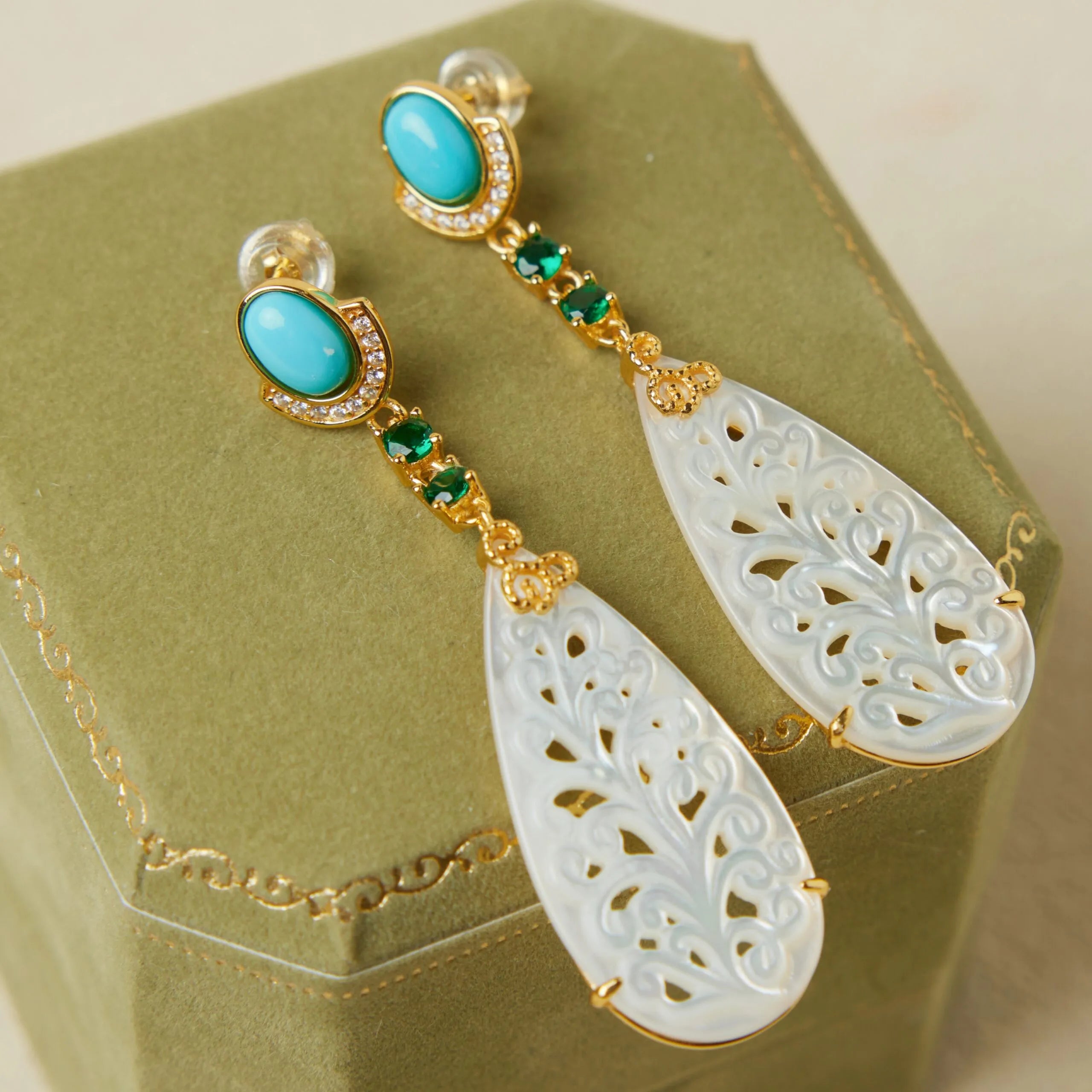 Turquoise and Mother-of-Pearl Earrings "Colored Empire" Gold-Plated Silver