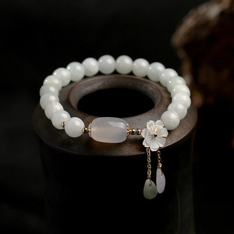 White Jade and Agate Bracelet "Flower of Happiness" Gold