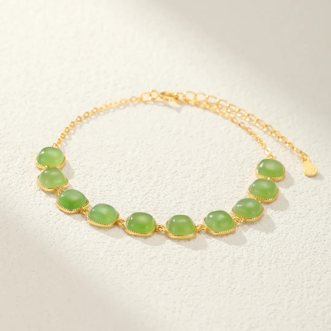 Jade Bracelet “Luminous Pearl” Gold-Plated Silver