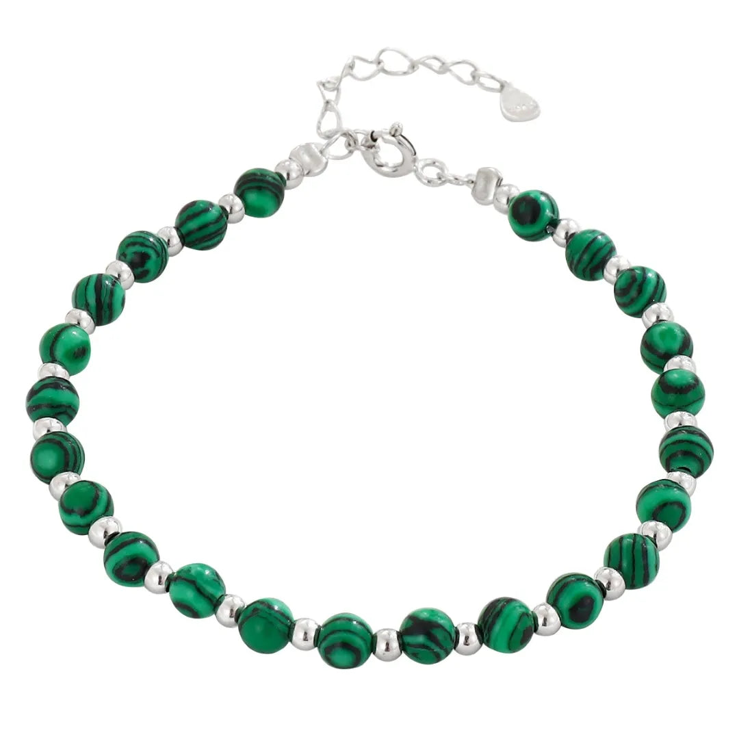 Bracelet "Veines d'Harmonie" en malachite verte et billes d'argent ajustables.