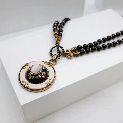 Collier Agate Noire "Pureté Mystique"