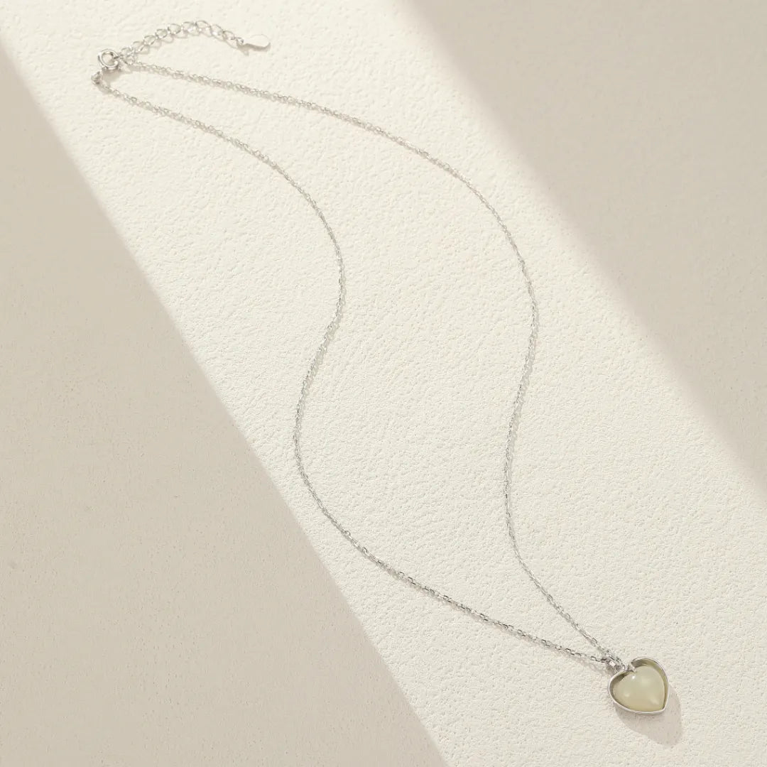 Jade Necklace "Sweet Heart" Silver