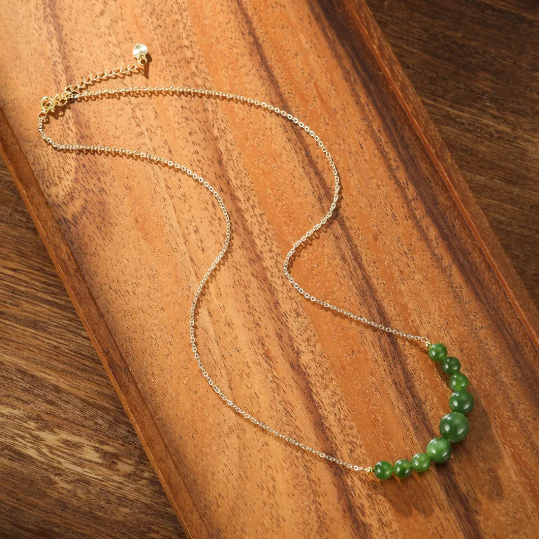 Jade Necklace "Eternal Joy" Gold