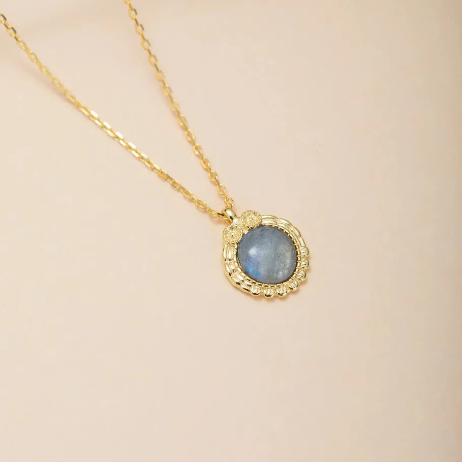 Labradorite Necklace "Antique Reflections" Gold-Plated Silver