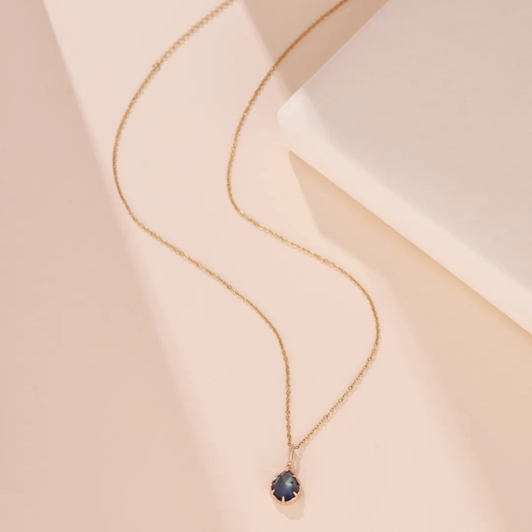 Lapis Lazuli and Labradorite Necklace "Dark Lotus" Gold-Plated Silver