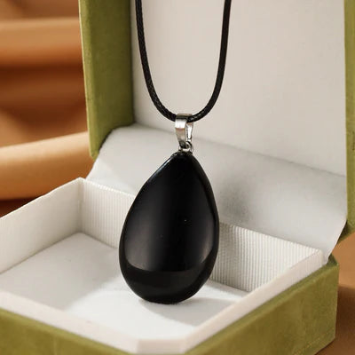 Schwarze Obsidian-Kette "Stille Kraft"