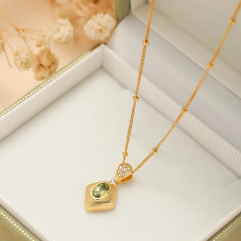 Peridot Necklace "Chiseled Charm" Gold-Plated Silver