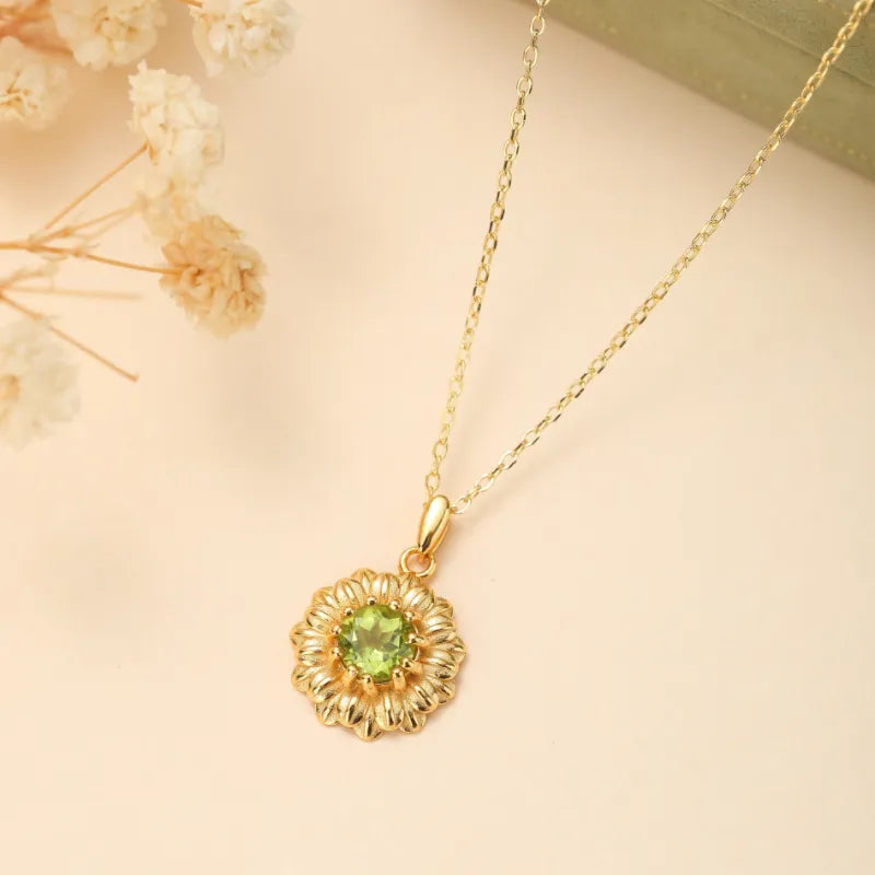 Peridot Necklace "Radiant Flower" Gold-Plated Silver