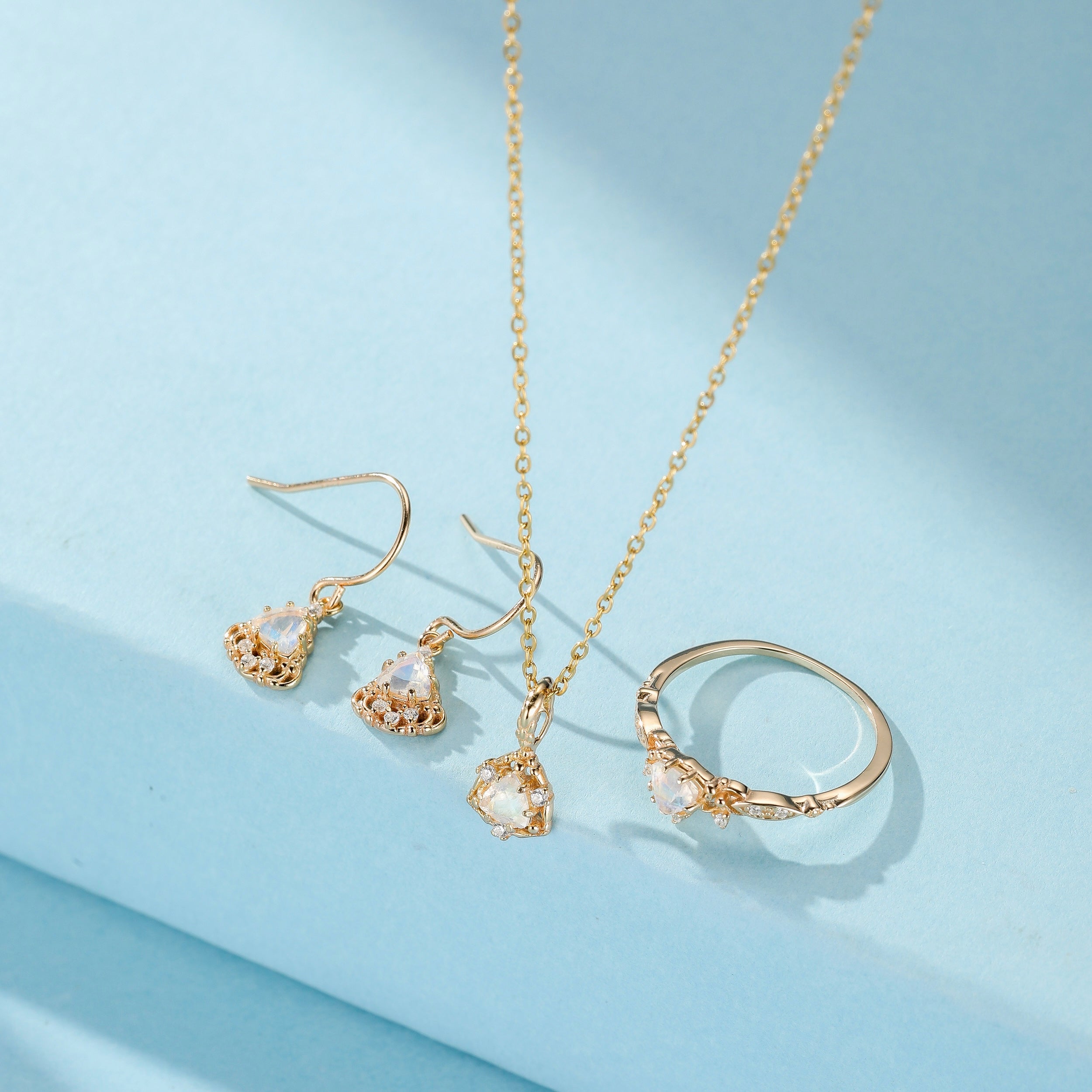 Bague Pierre de Lune "Reine Céleste" Argent Doré Or