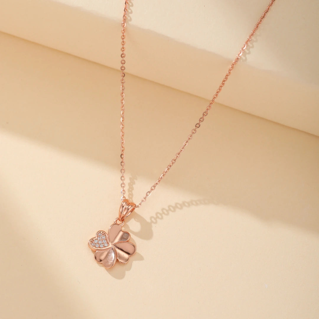 Clovers Necklace "Sweet Luck" Silver