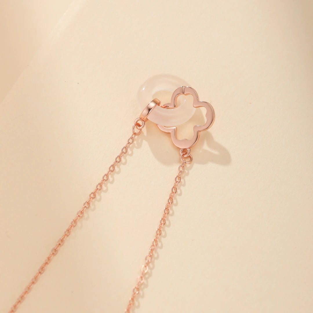 Jade Clover Necklace "Golden Caress" Silver