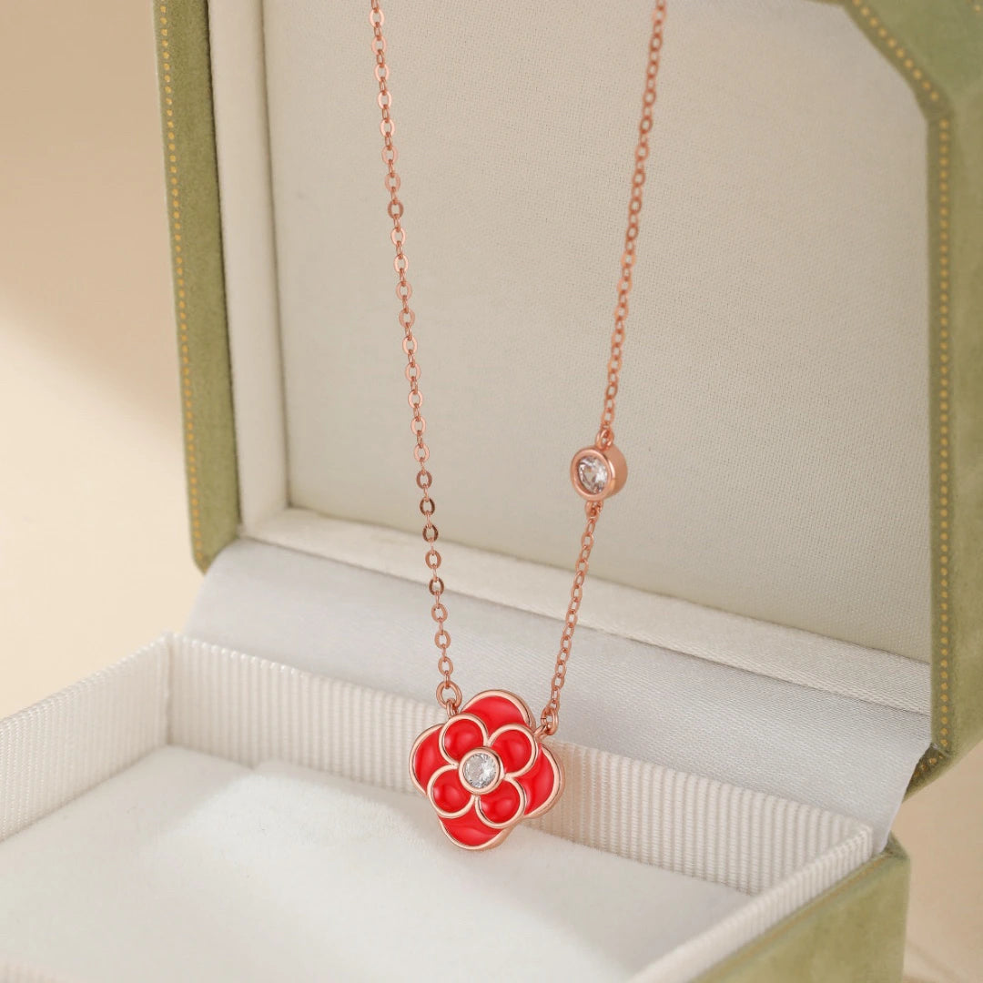 "Ruby Floral" Clover Necklace Silver